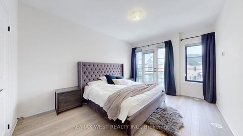 Photo 20 at 58 De La Roche Drive, Vellore Village, Vaughan