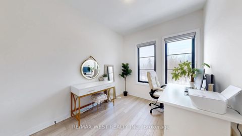 Photo 31 at 58 De La Roche Drive, Vellore Village, Vaughan