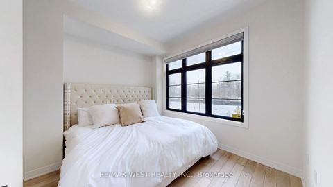 Photo 36 at 58 De La Roche Drive, Vellore Village, Vaughan