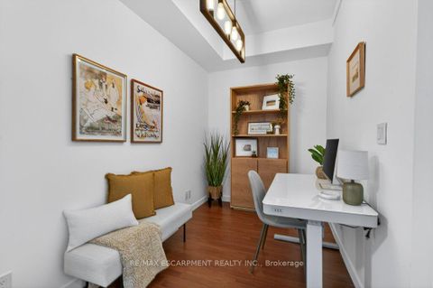 Photo 6 at 522 - 1 Shaw Street, Niagara, Toronto