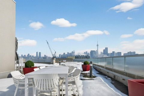 Photo 15 at 522 - 1 Shaw Street, Niagara, Toronto