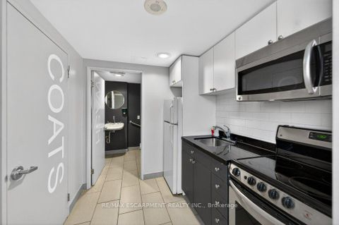 Photo 18 at 522 - 1 Shaw Street, Niagara, Toronto