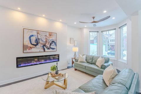 Photo 6 at 30 Boustead Avenue, Swansea, Toronto