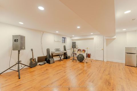 Photo 36 at 30 Boustead Avenue, Swansea, Toronto