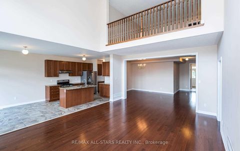 Photo 18 at 20 Beechener Street, Sutton & Jackson's Point, Georgina