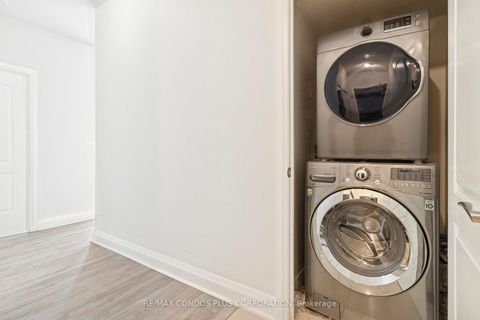 Photo 16 at 1108 - 20 North Park Road, Beverley Glen, Vaughan