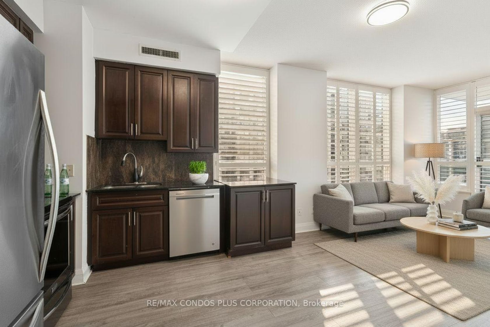 1108 - 20 North Park Road, Beverley Glen, Vaughan photo number 2