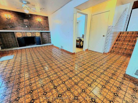 Photo 12 at 135 Derrydown Road, York University Heights, Toronto