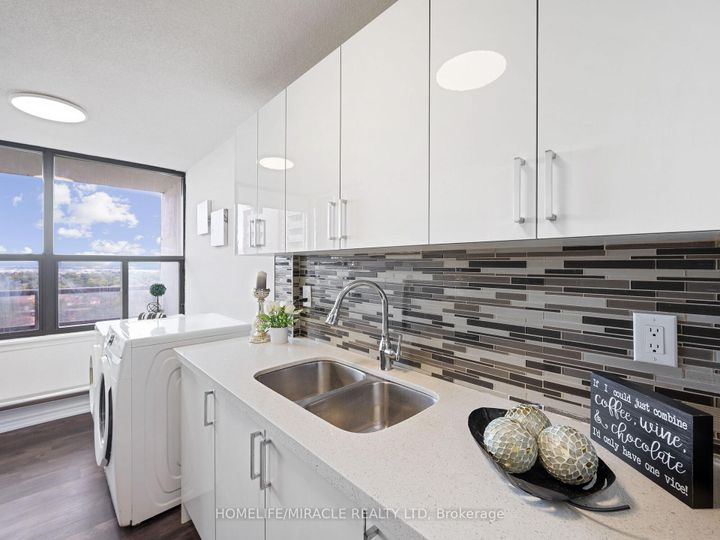 Photo 11 at 1511 - 4 Kings Cross Road, Queen Street Corridor, Brampton