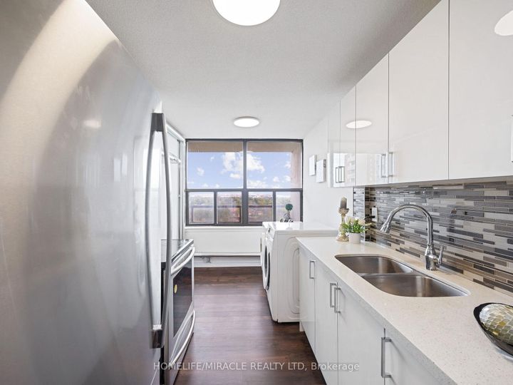 Photo 13 at 1511 - 4 Kings Cross Road, Queen Street Corridor, Brampton