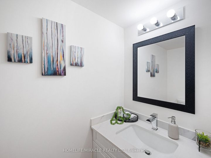 Photo 20 at 1511 - 4 Kings Cross Road, Queen Street Corridor, Brampton