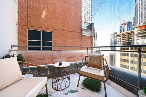 Photo 12 at 1507 - 80 Cumberland Street, Annex, Toronto