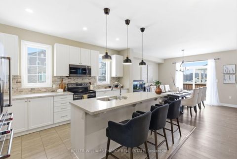 Photo 5 at 219 Crombie Street, Bowmanville, Clarington