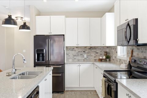 Photo 7 at 219 Crombie Street, Bowmanville, Clarington