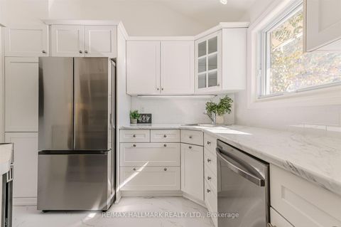 Photo 9 at 16 Burdock Lane, Don Mills, Toronto