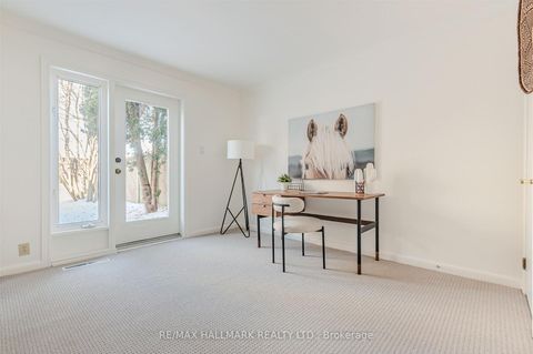 Photo 11 at 16 Burdock Lane, Don Mills, Toronto