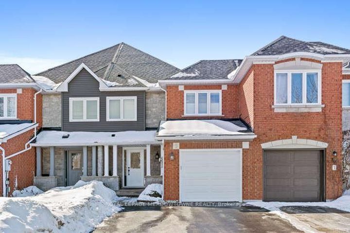 Photo 1 at 5 James Young Drive, Georgetown, Halton Hills