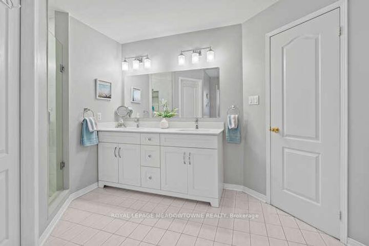 Photo 22 at 5 James Young Drive, Georgetown, Halton Hills