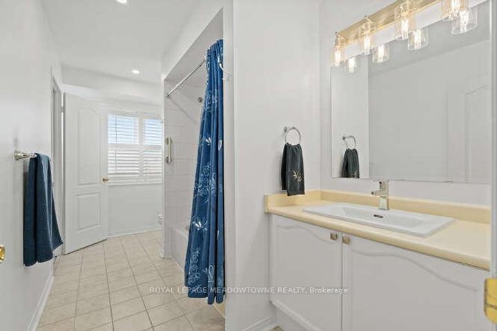 Photo 27 at 5 James Young Drive, Georgetown, Halton Hills