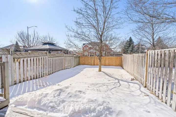 Photo 34 at 5 James Young Drive, Georgetown, Halton Hills