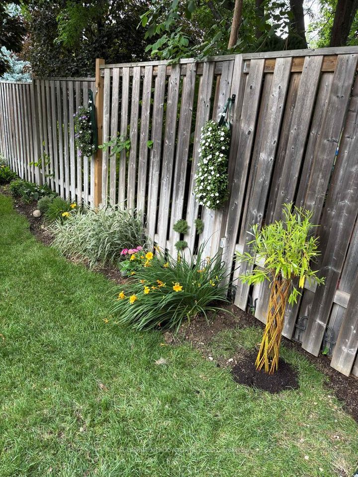 Photo 41 at 5 James Young Drive, Georgetown, Halton Hills