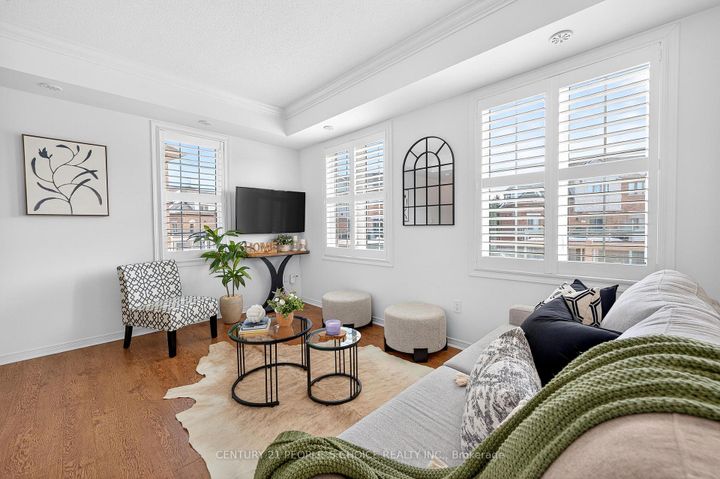 Photo 11 at 18 - 180 Howden Boulevard, Westgate, Brampton