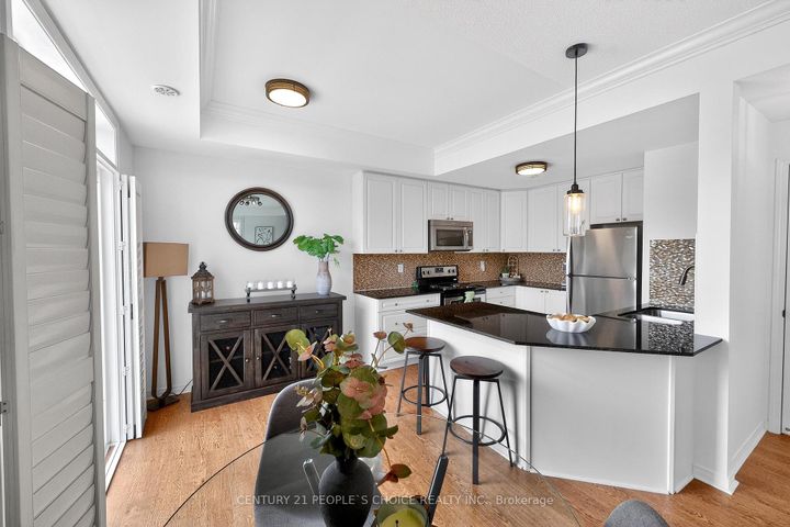 Photo 15 at 18 - 180 Howden Boulevard, Westgate, Brampton