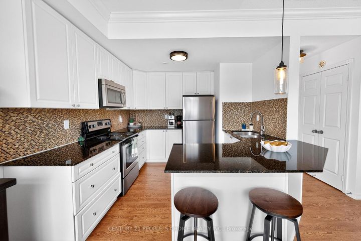 Photo 18 at 18 - 180 Howden Boulevard, Westgate, Brampton