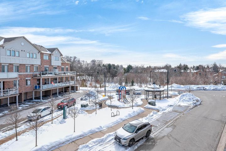 Photo 26 at 18 - 180 Howden Boulevard, Westgate, Brampton