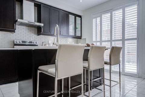 Photo 29 at 17 Windflower Way, Rural Whitby, Whitby