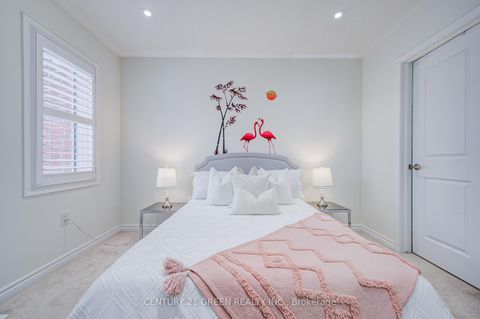 Photo 34 at 17 Windflower Way, Rural Whitby, Whitby