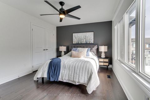 Photo 31 at 534 New England Court, Summerhill Estates, Newmarket