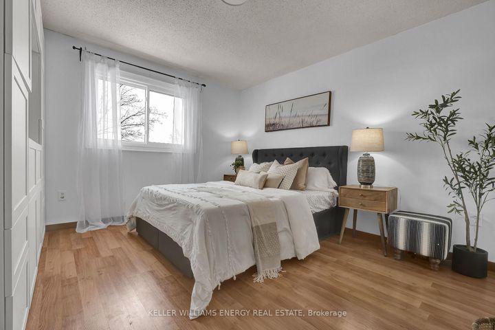 Photo 9 at 848 Copperfield Drive, Eastdale, Oshawa