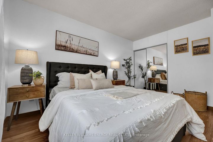 Photo 12 at 848 Copperfield Drive, Eastdale, Oshawa