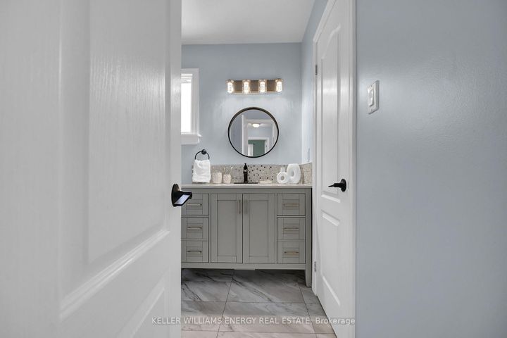 Photo 14 at 848 Copperfield Drive, Eastdale, Oshawa