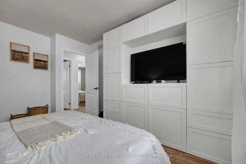 Photo 13 at 848 Copperfield Drive, Eastdale, Oshawa