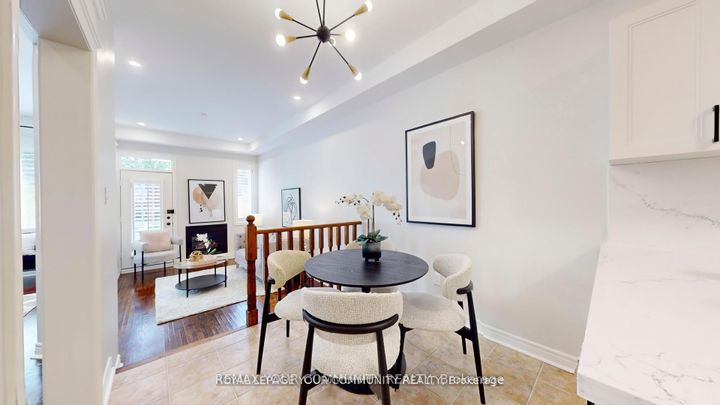 Photo 2 at 164 - 190 Harding Boulevard W, North Richvale, Richmond Hill