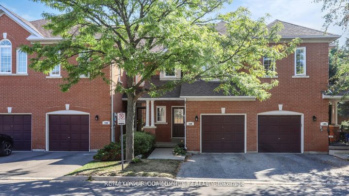 Photo 5 at 164 - 190 Harding Boulevard W, North Richvale, Richmond Hill