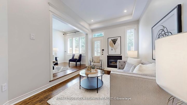 Photo 11 at 164 - 190 Harding Boulevard W, North Richvale, Richmond Hill