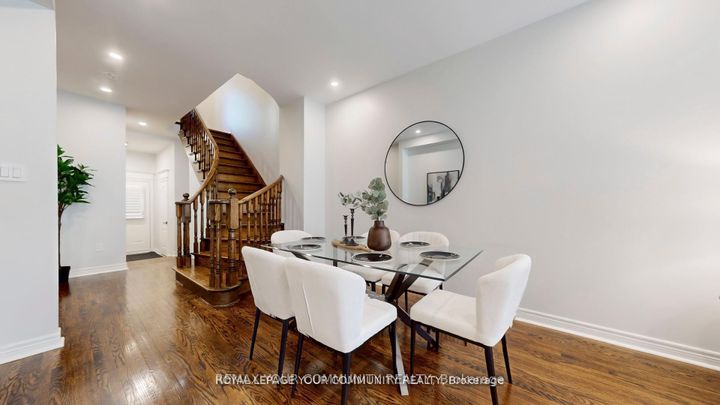 Photo 15 at 164 - 190 Harding Boulevard W, North Richvale, Richmond Hill