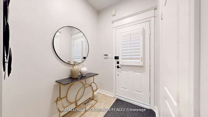 Photo 19 at 164 - 190 Harding Boulevard W, North Richvale, Richmond Hill