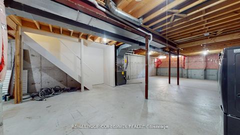 Photo 35 at 164 - 190 Harding Boulevard W, North Richvale, Richmond Hill