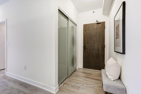 Photo 7 at 2210 - 426 University Avenue, University, Toronto