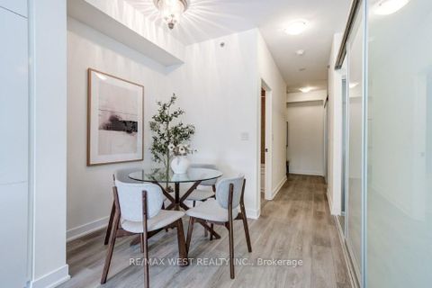 Photo 8 at 2210 - 426 University Avenue, University, Toronto