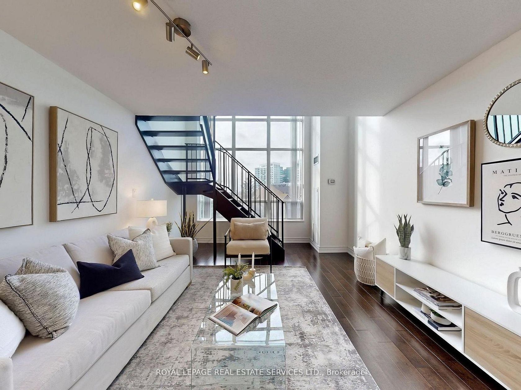 308 - 51 Baffin Court, Langstaff, Richmond Hill photo number 2