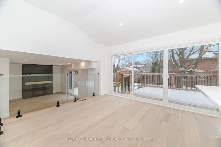 Photo 25 at 2276 Wyandotte Drive, WO West, Oakville