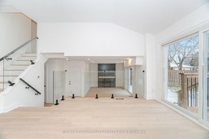 Photo 26 at 2276 Wyandotte Drive, WO West, Oakville