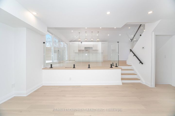 Photo 28 at 2276 Wyandotte Drive, WO West, Oakville