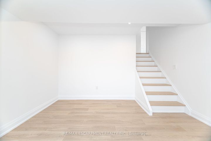 Photo 36 at 2276 Wyandotte Drive, WO West, Oakville