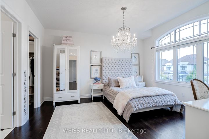 Photo 36 at 43 Chesney Crescent, Kleinburg, Vaughan